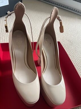 Valentino Cream Patent Leather Platform Ankle-Strap Pumps